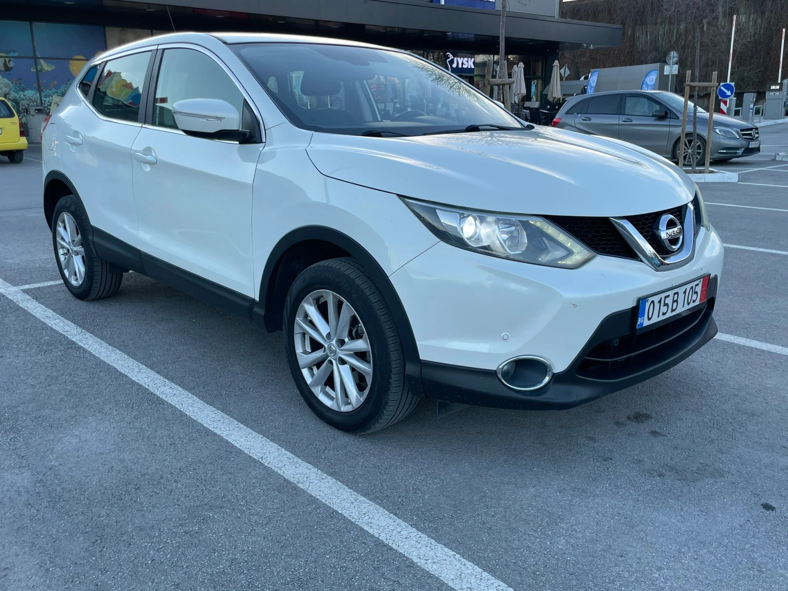 Nissan Qashqai 1.5 dci навигация , снимка 3 - Автомобили и джипове - 53884613