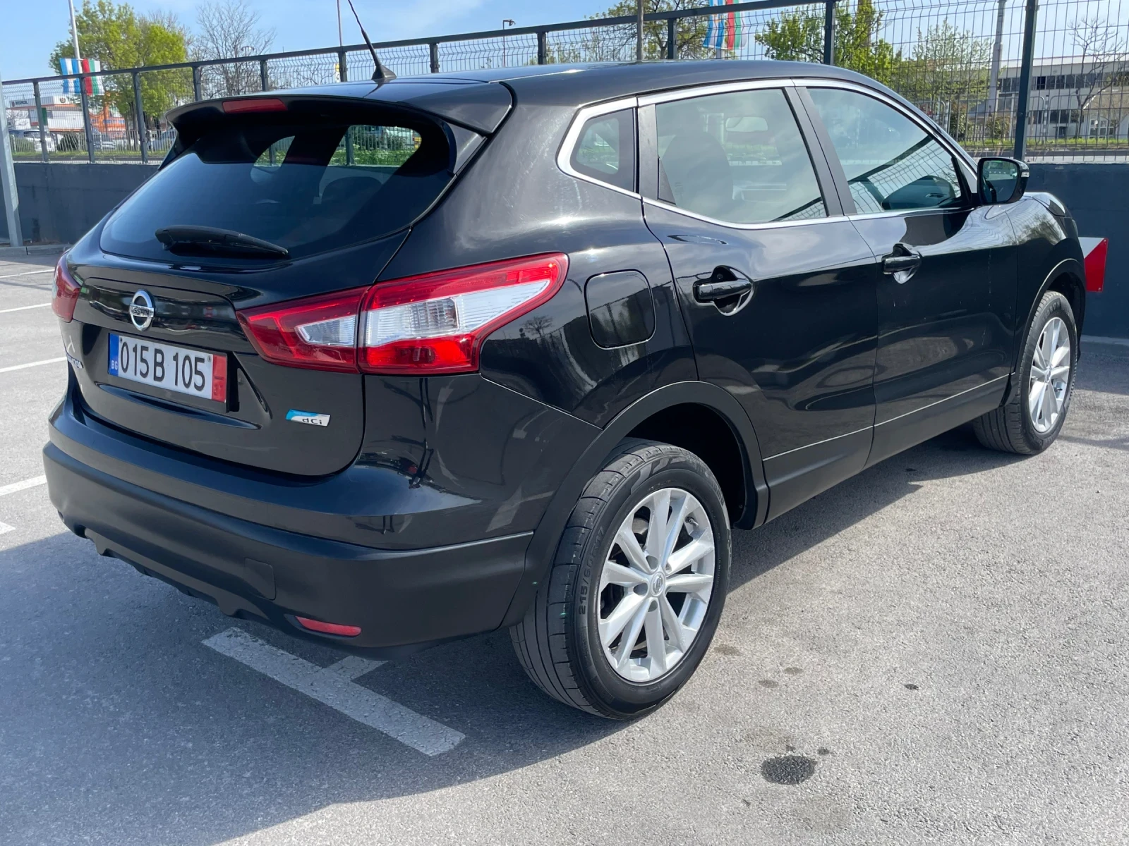 Nissan Qashqai 1.5 dci навигация , снимка 6 - Автомобили и джипове - 54211096