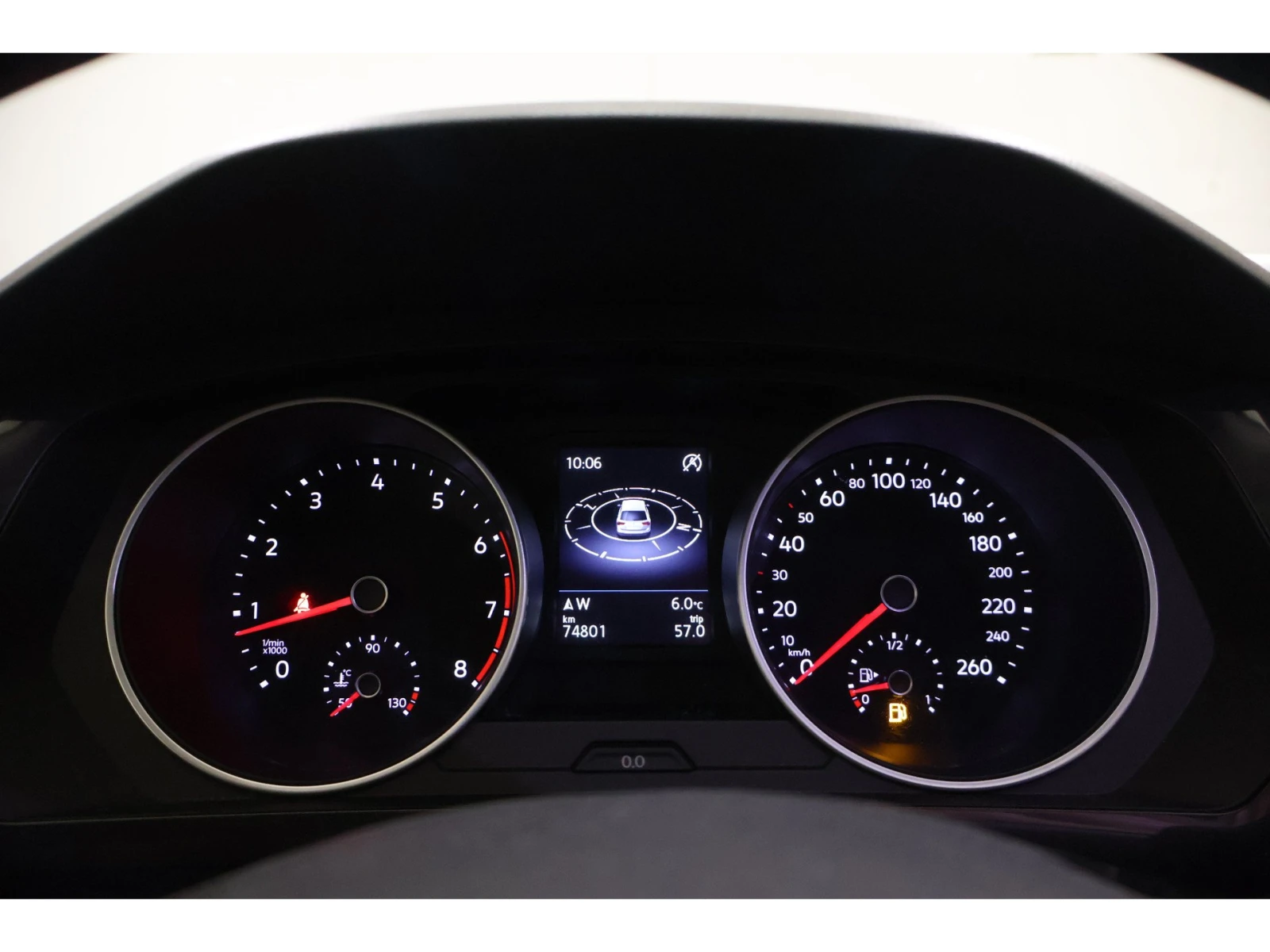 VW Tiguan 1.4 TSI Connected Series, снимка 11 - Автомобили и джипове - 53998491