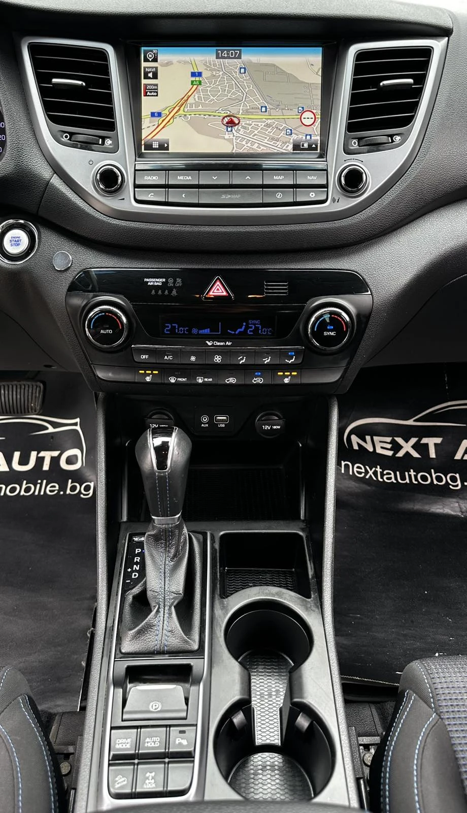 Hyundai Tucson 2.0CRDI 136HP 4WD KEYLESS CAMERA EU6B, снимка 11 - Автомобили и джипове - 54042391