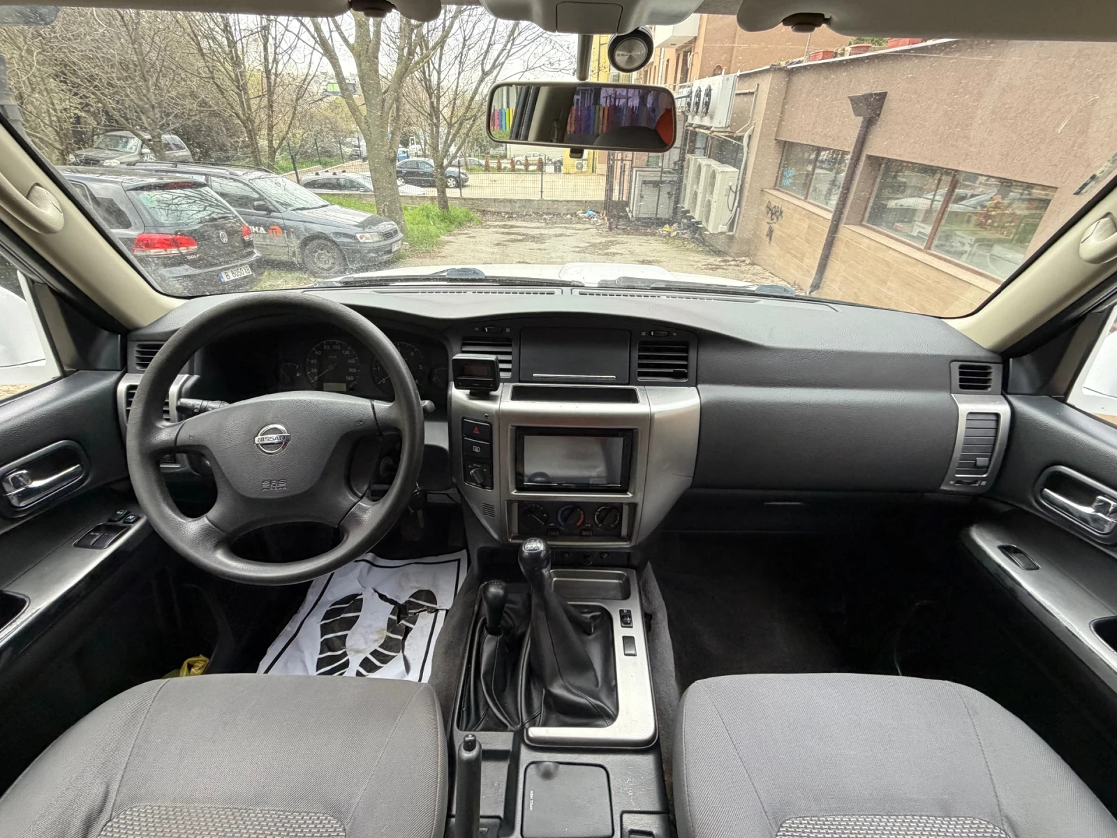 Nissan Patrol, снимка 7 - Автомобили и джипове - 54180714