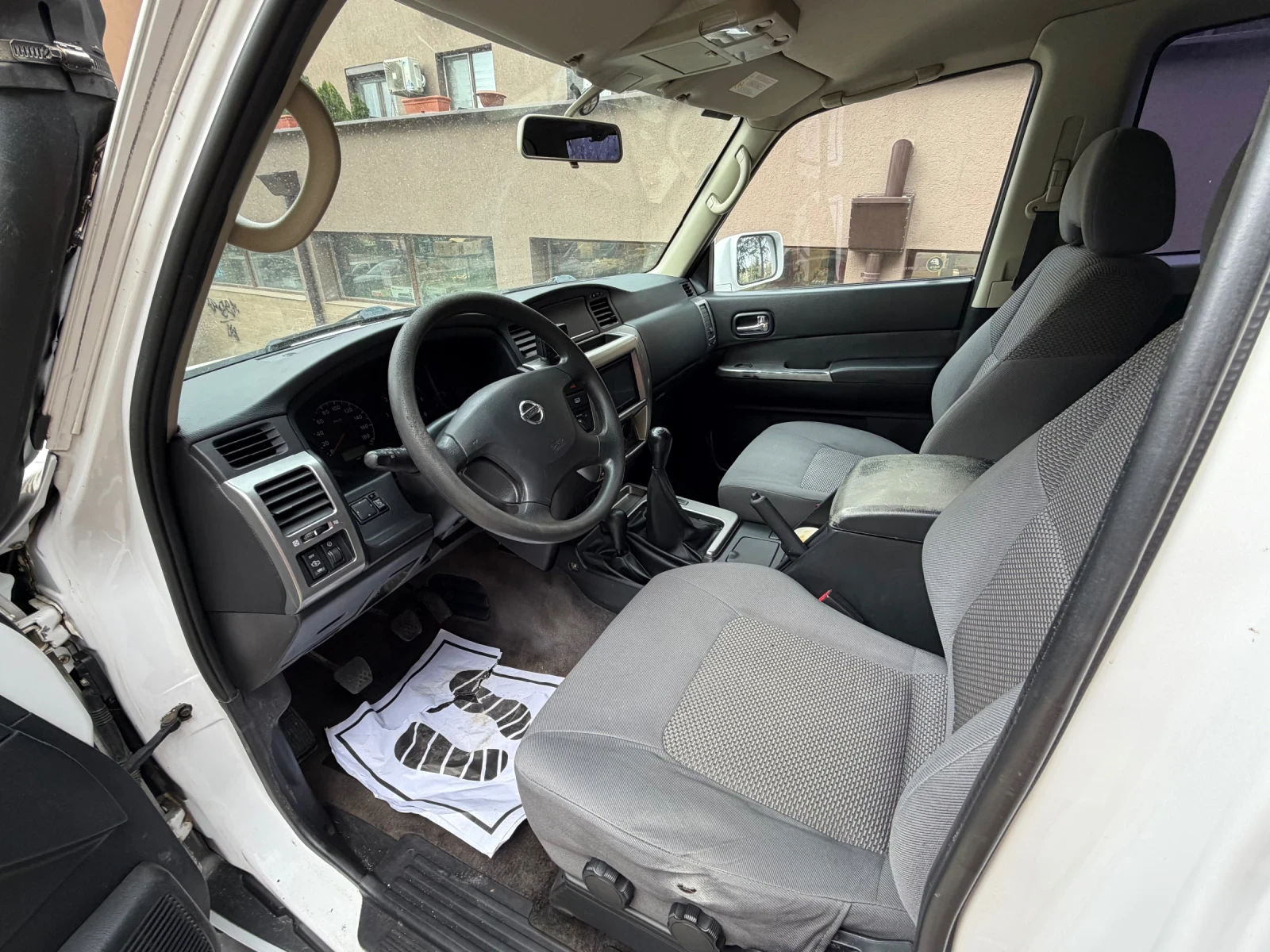 Nissan Patrol, снимка 6 - Автомобили и джипове - 54180714