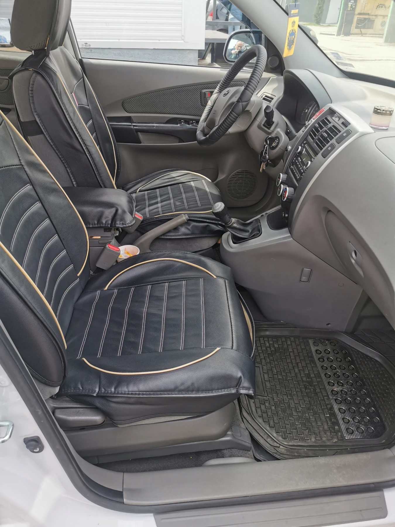 Hyundai Tucson 2.0 бензин гсз, снимка 13 - Автомобили и джипове - 54212994