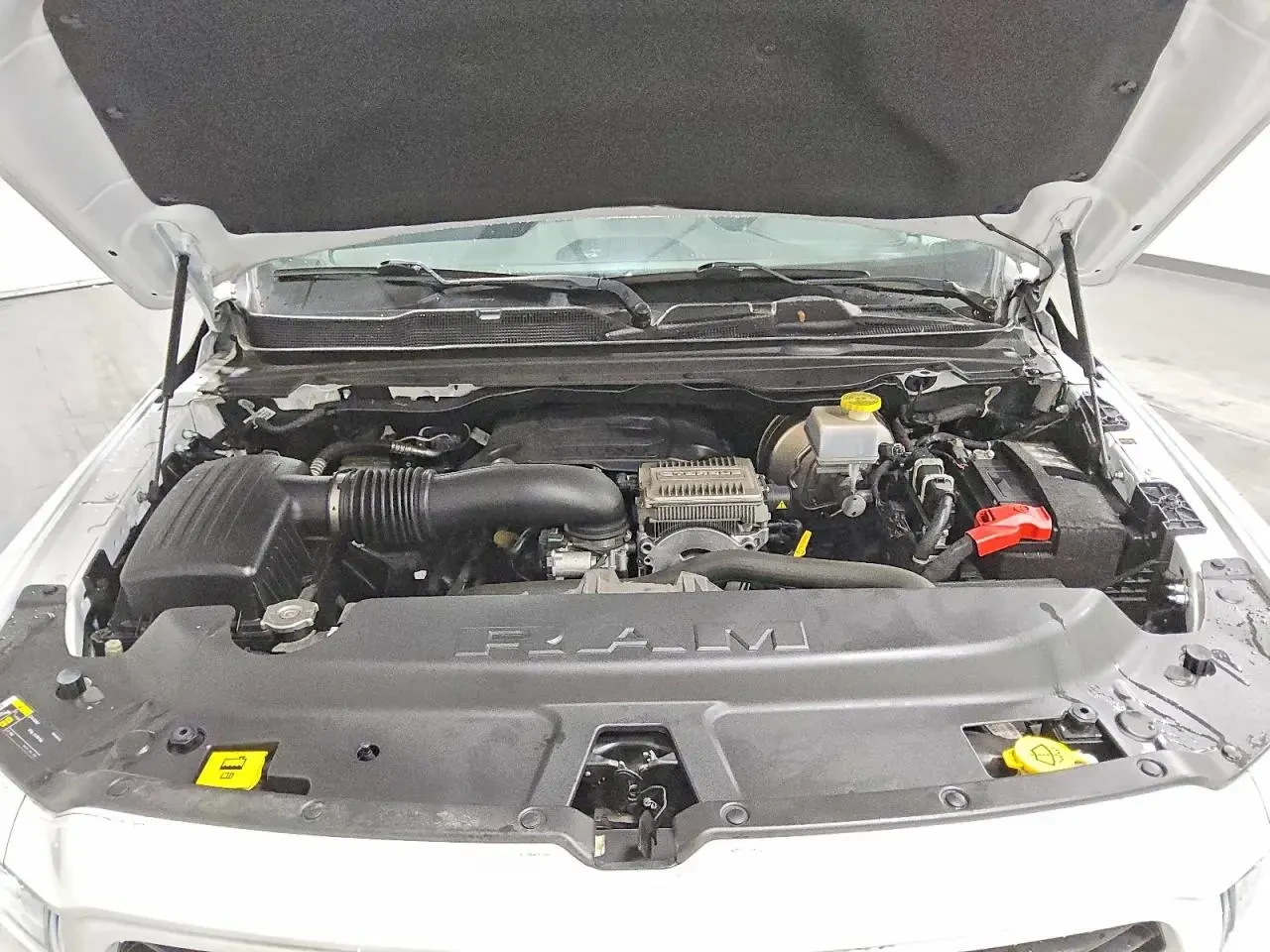 Dodge RAM 1500 LARAMIE, снимка 11 - Автомобили и джипове - 54251630