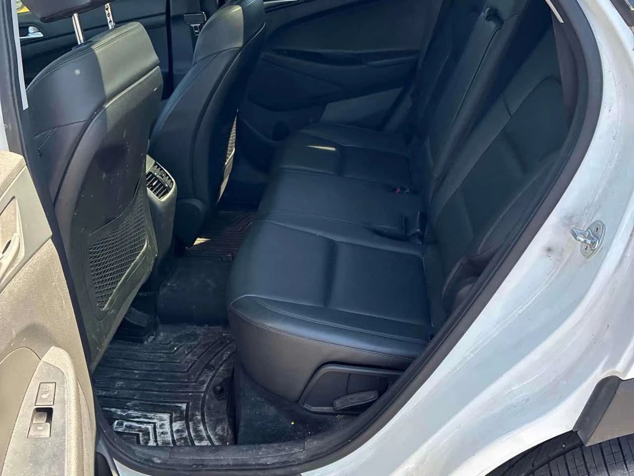 Hyundai Tucson  Urban Edition | PANO | KOJA | AWTOKREDIT , снимка 10 - Автомобили и джипове - 54835421