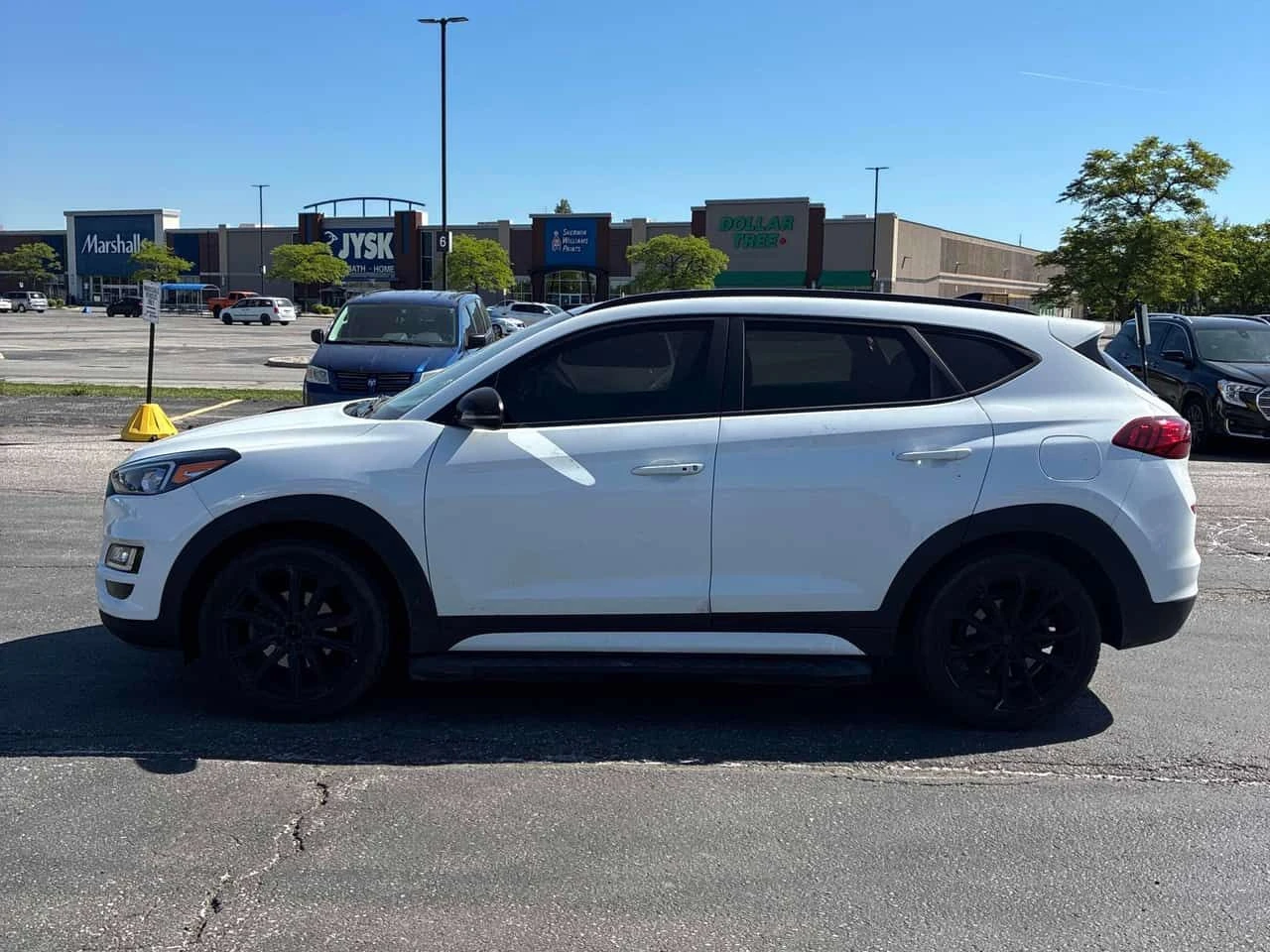 Hyundai Tucson  Urban Edition | PANO | KOJA | AWTOKREDIT , снимка 2 - Автомобили и джипове - 54835421