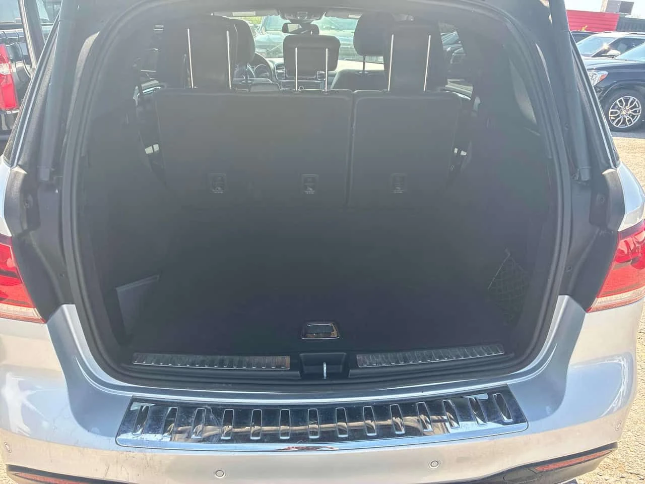 Mercedes-Benz GLE 400 * CARFAX * ЦЕНА ДО БГ, снимка 5 - Автомобили и джипове - 54869387