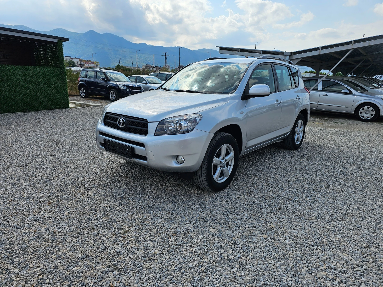 Toyota Rav4 2.2D4D 136kc 169000км 
