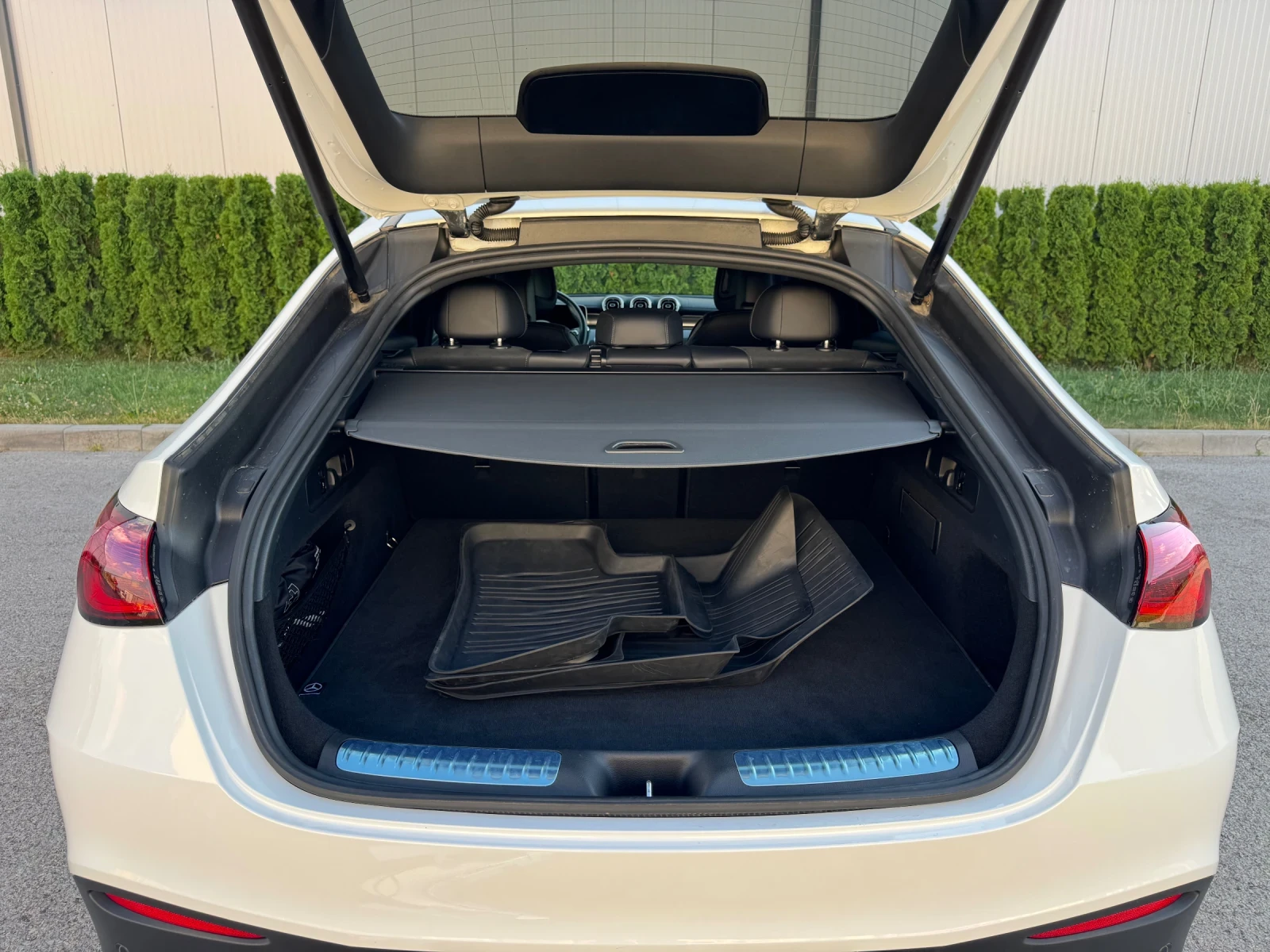 Mercedes-Benz GLC 300 de 4Matic/AMG-line/9G-Tronic/Night Pack/��������! | Mobile.bg � ����������� 8