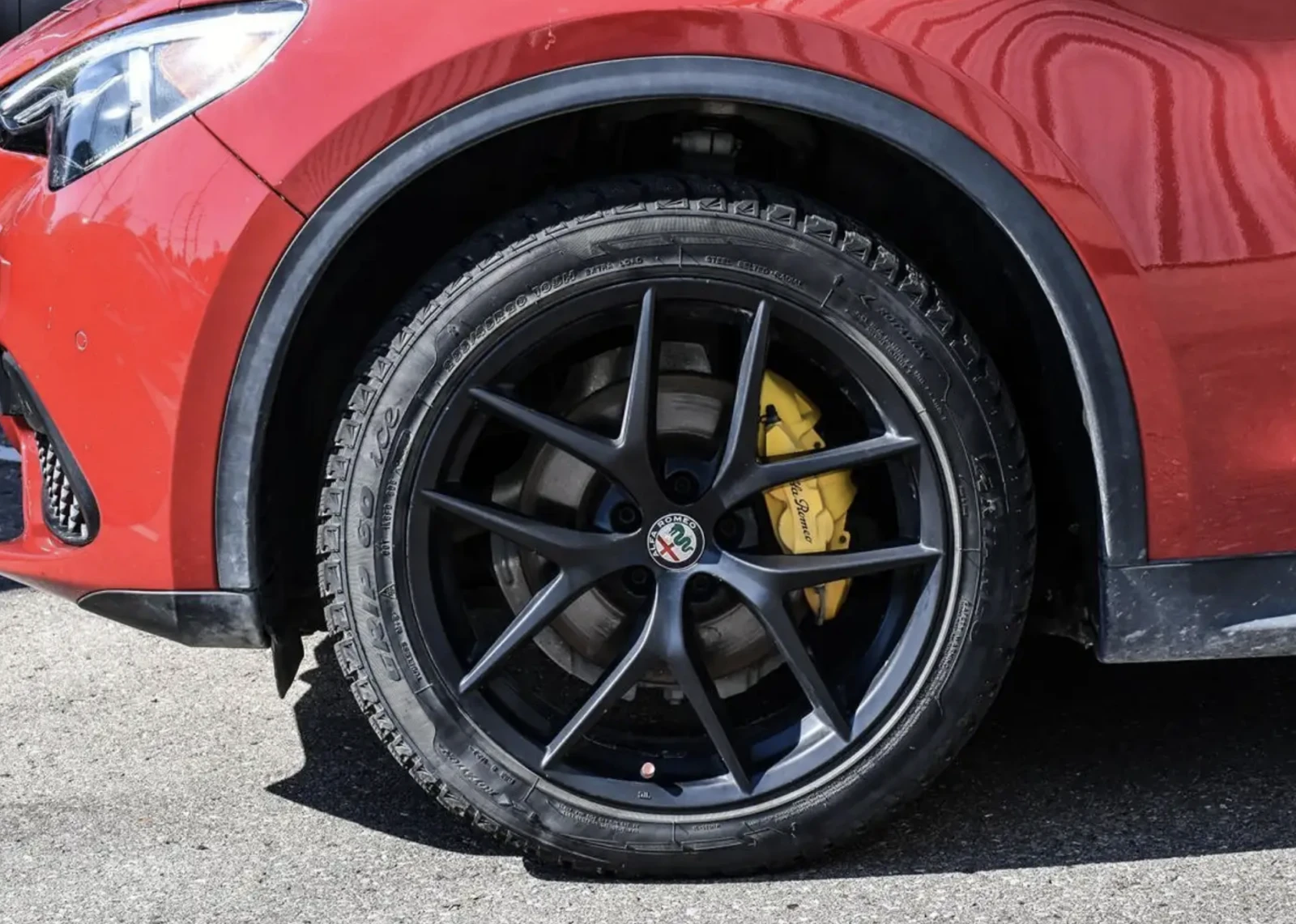 Alfa Romeo Stelvio Q4* Pano* H/K* , снимка 3 - Автомобили и джипове - 55492669