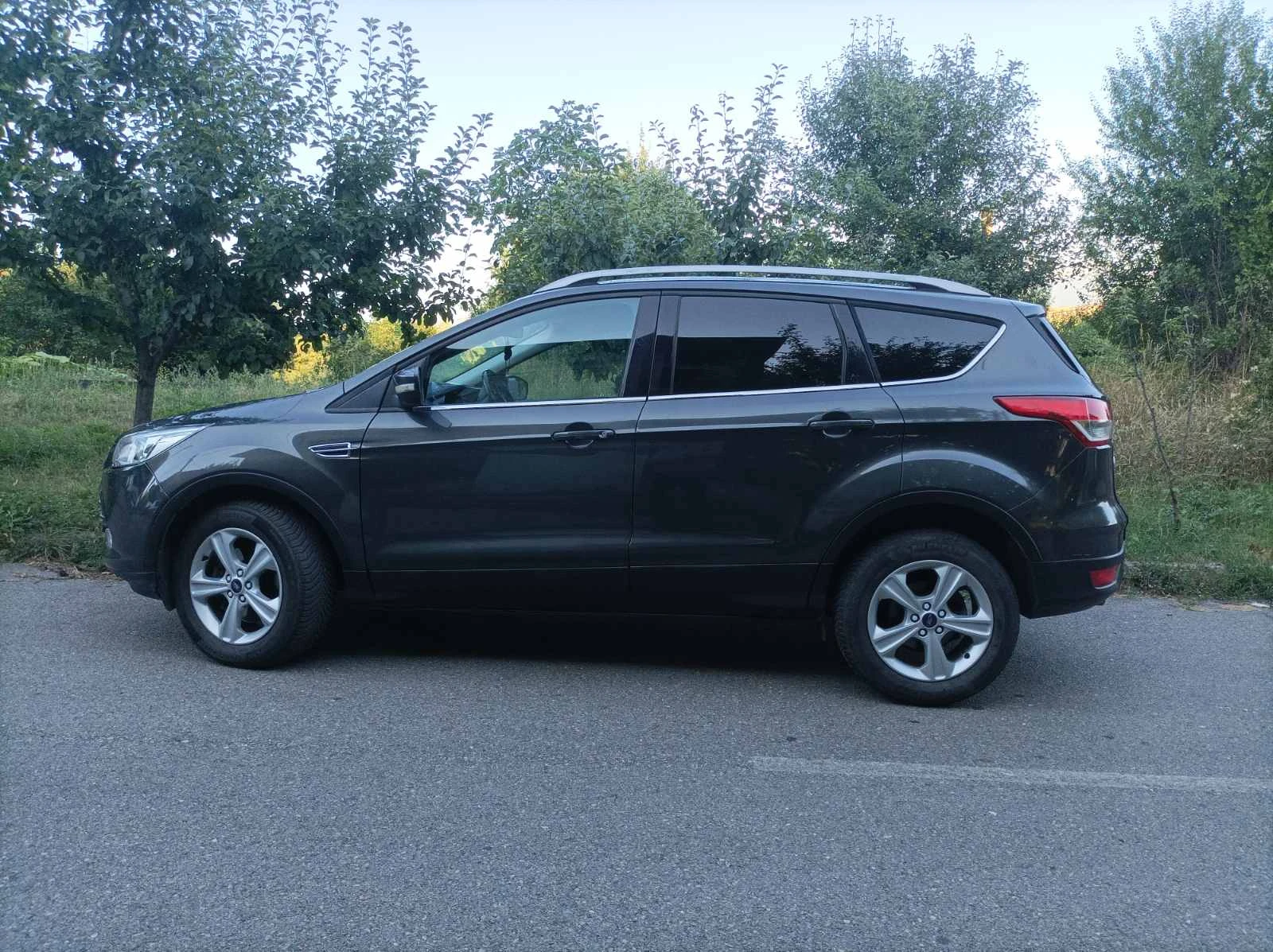 Ford Kuga TITANIUM, снимка 2 - Автомобили и джипове - 56484000