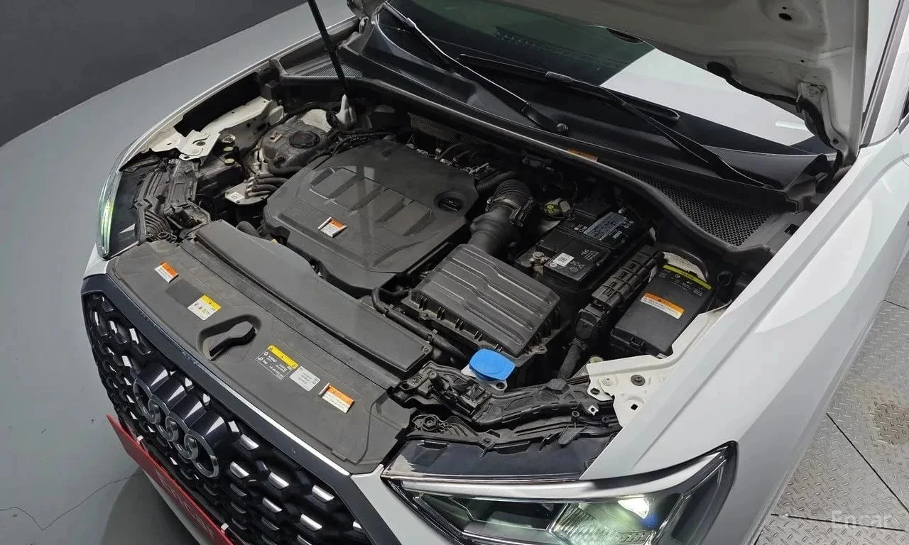Audi Q3, снимка 6 - Автомобили и джипове - 56731829
