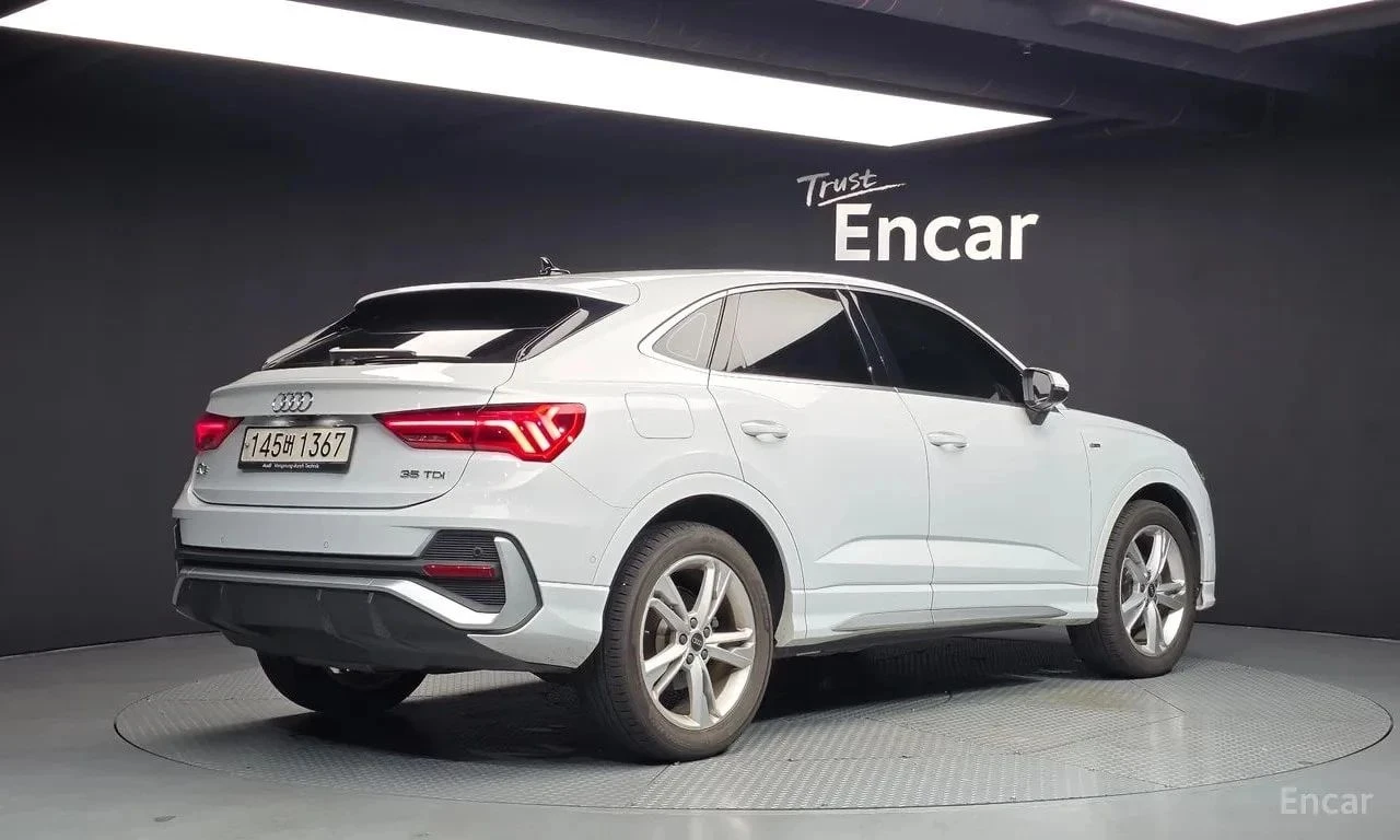Audi Q3, снимка 2 - Автомобили и джипове - 56731829