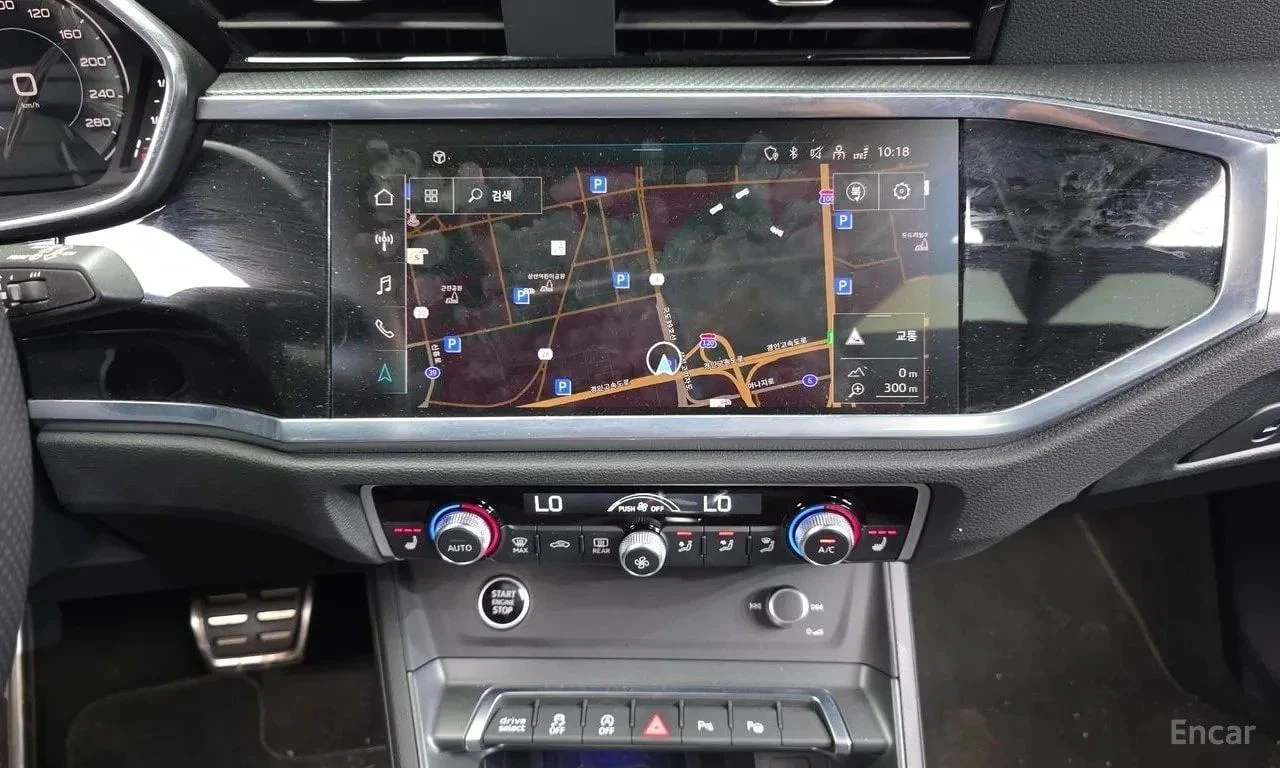 Audi Q3, снимка 14 - Автомобили и джипове - 56731829