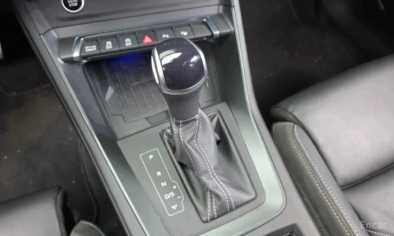 Audi Q3, снимка 9 - Автомобили и джипове - 56731829