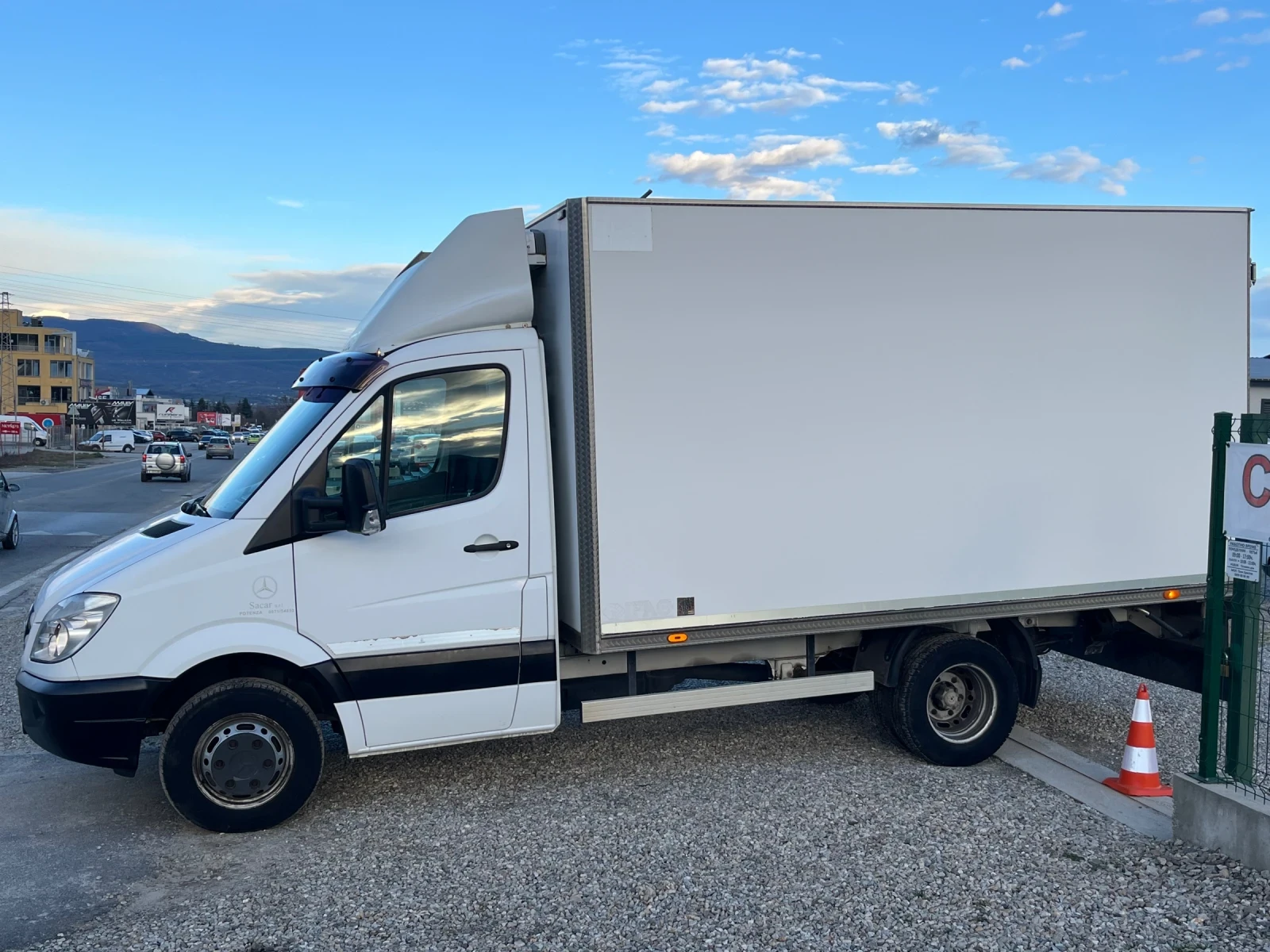 Mercedes-Benz Sprinter 516 Хладилен.Топ Състояние!!!Собствен лизинг!!! - изображение 7