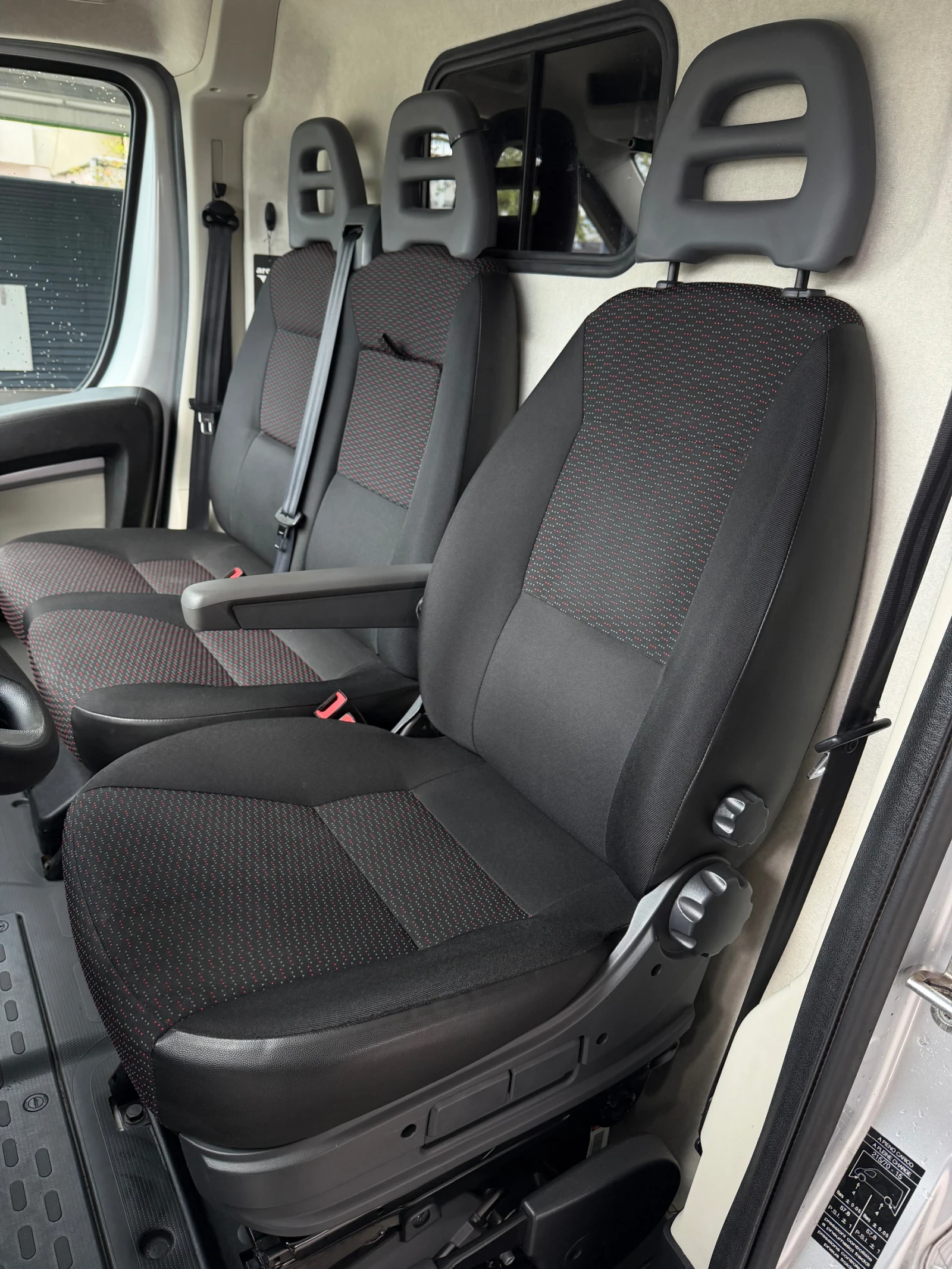 Citroen Jumper 81хил.км. ДДС, снимка 8 - Бусове и автобуси - 54294000