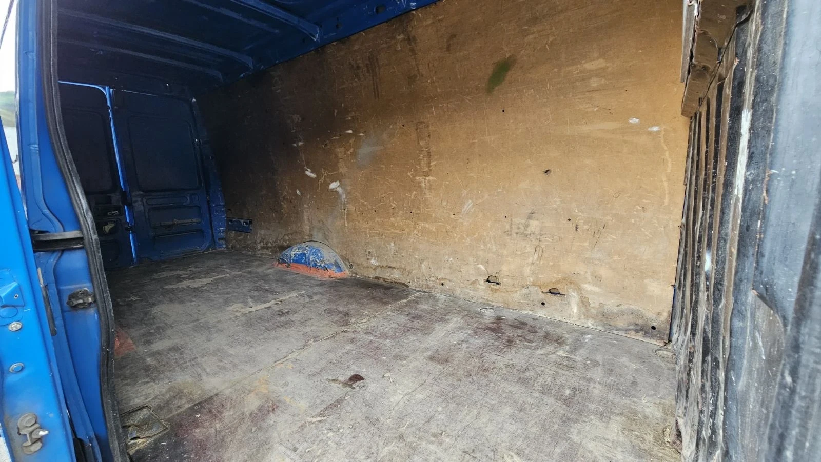 Iveco 35s12, снимка 11 - Бусове и автобуси - 54359799