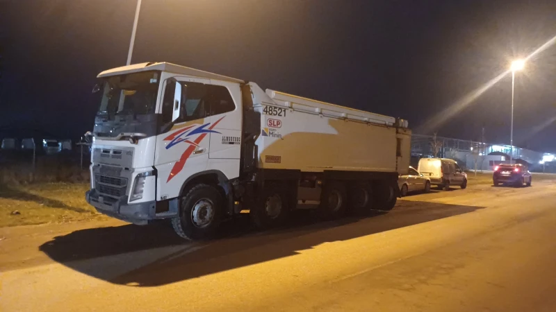 Volvo Fh 750, снимка 3 - Камиони - 53220036