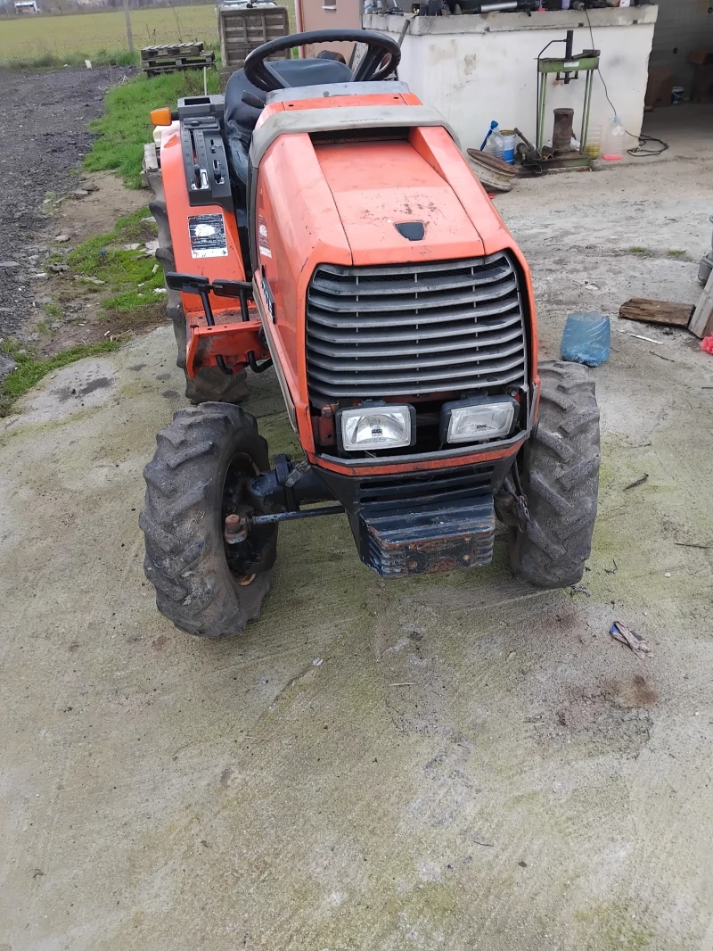 Трактор Kubota Astra 17, снимка 3 - Селскостопанска техника - 52642968
