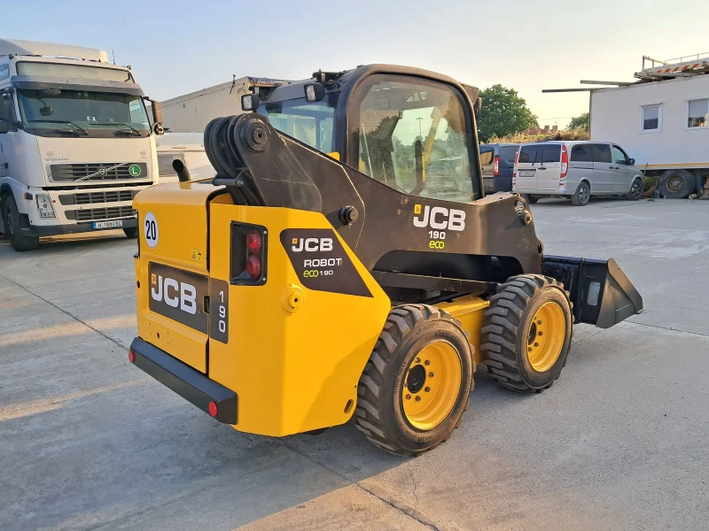 Мини челни товарачи JCB ROBOT 190, снимка 3 - Индустриална техника - 50650048