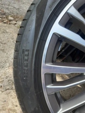 Гуми с джанти Pirelli 225/45R18, снимка 3 - Гуми и джанти - 47389744