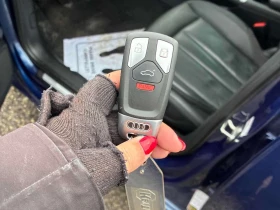 Audi A4 * Komfort * ШИБИДАХ * KEYLESS * ПОДГРЕВИ * CARFAX, снимка 13