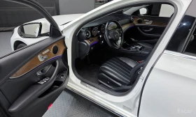 Mercedes-Benz E 220, снимка 10