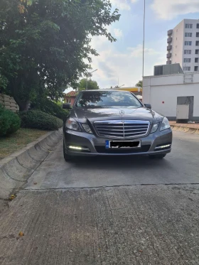 Mercedes-Benz E 220 E200, снимка 2