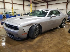 ������ Dodge Challenger