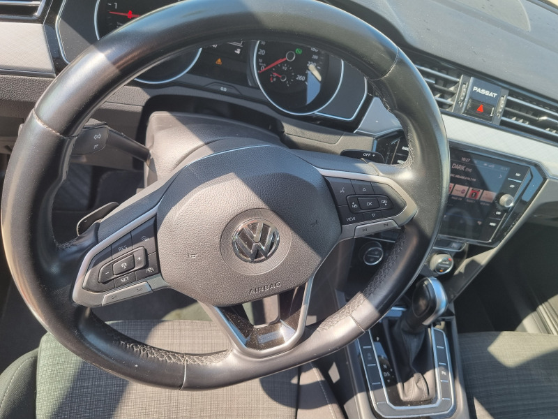 VW Passat, снимка 7 - Автомобили и джипове - 46153723