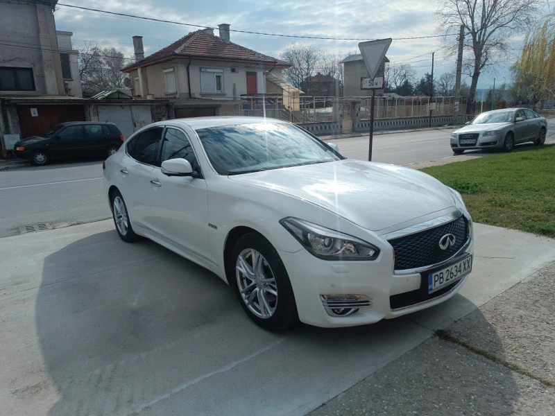 Infiniti Q Q70 Премиум, снимка 4 - Автомобили и джипове - 47499235