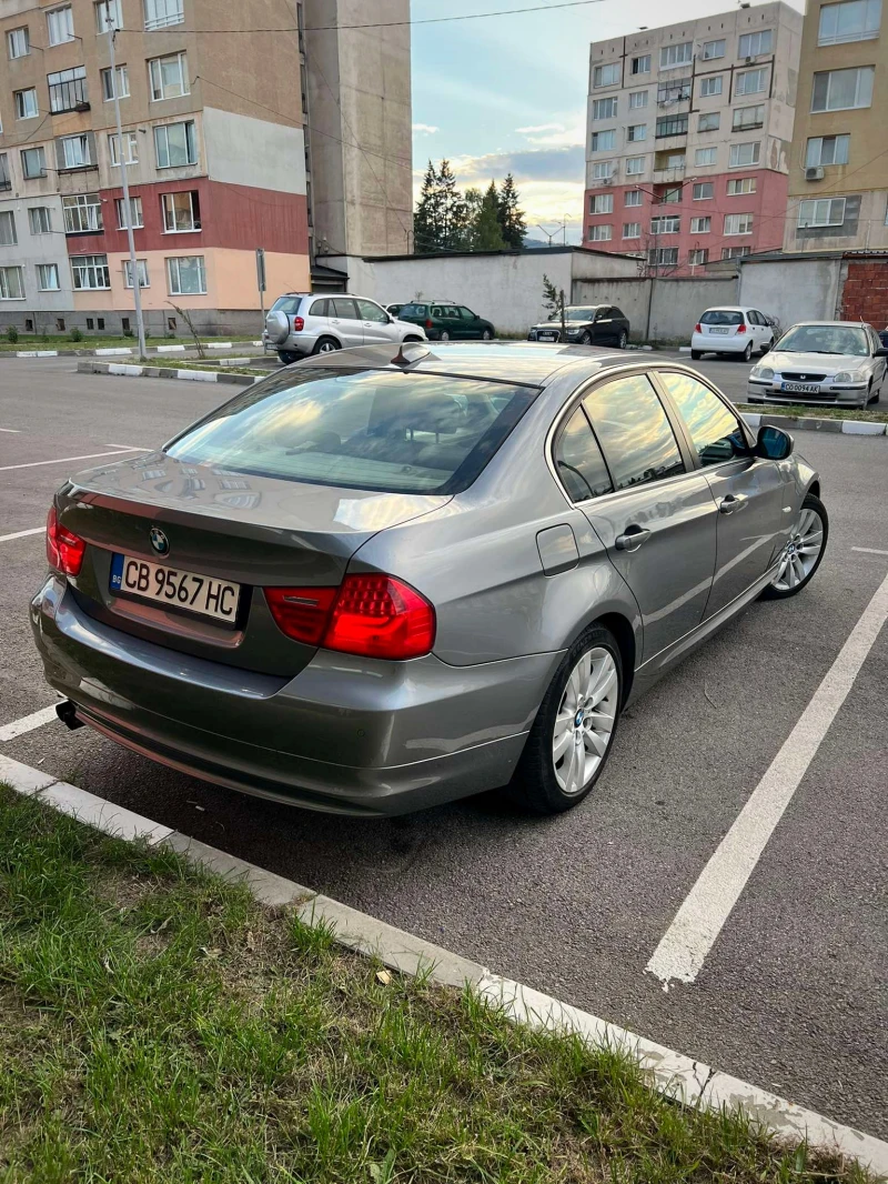 BMW 325 xi, Facelift, Navi, снимка 4 - Автомобили и джипове - 47683898