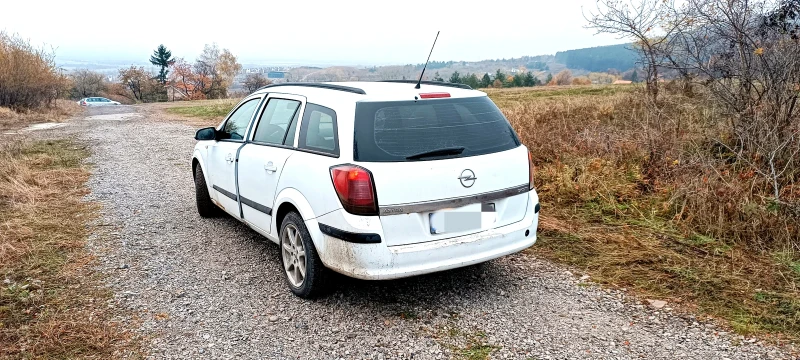 Opel Astra, снимка 3 - Автомобили и джипове - 49546606