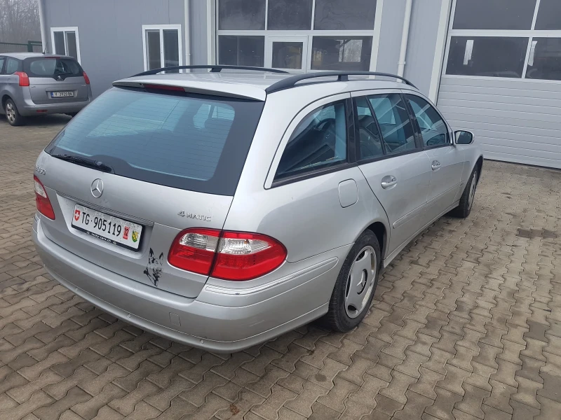 Mercedes-Benz E 350 4 matic, снимка 2 - Автомобили и джипове - 48595264