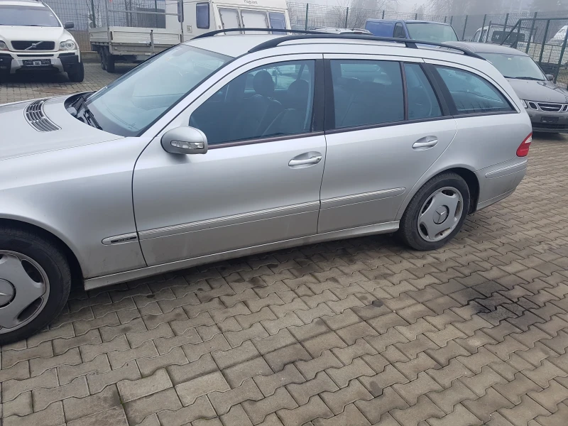 Mercedes-Benz E 350 4 matic, снимка 4 - Автомобили и джипове - 48595264