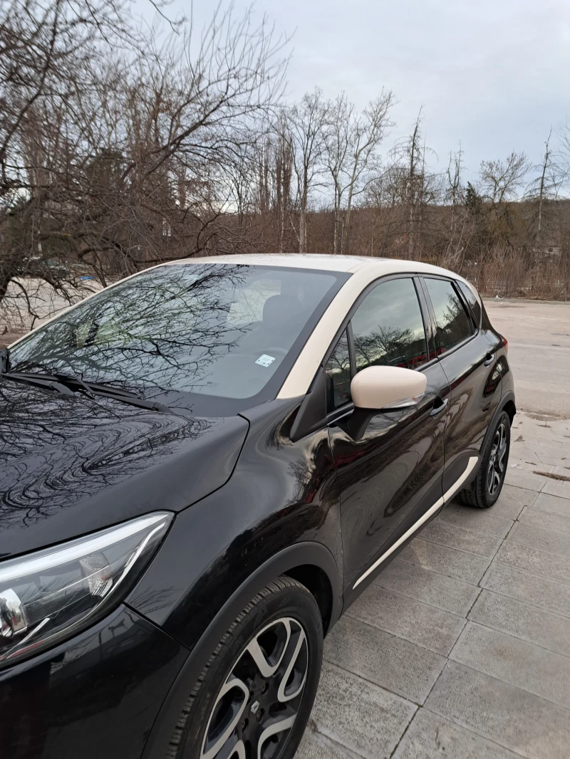 Renault Captur, снимка 7 - Автомобили и джипове - 48936307