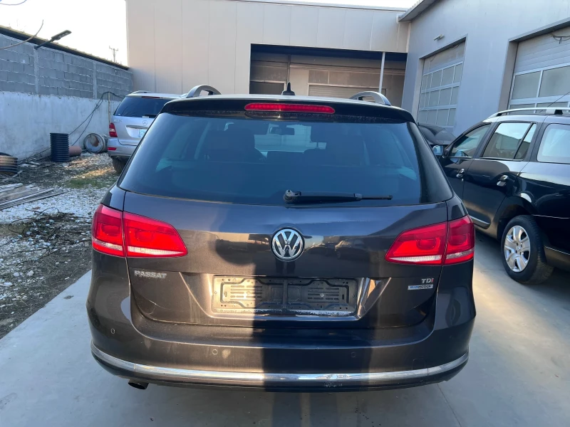 VW Passat 1.6tdi, снимка 5 - Автомобили и джипове - 49067719