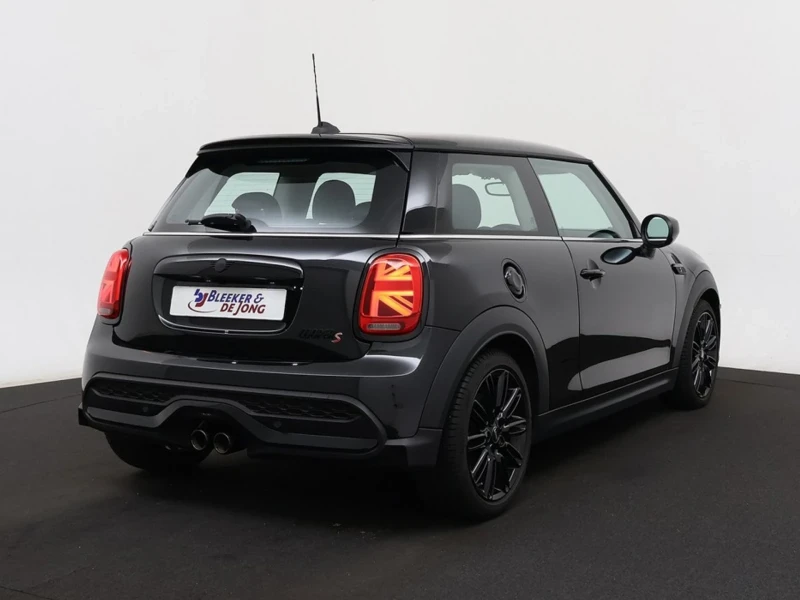 Mini John Cooper Works 2.0, снимка 2 - Автомобили и джипове - 49591863