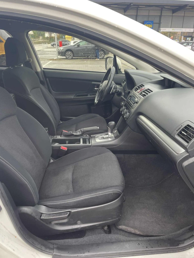 Subaru XV 2.0, снимка 11 - Автомобили и джипове - 52099499