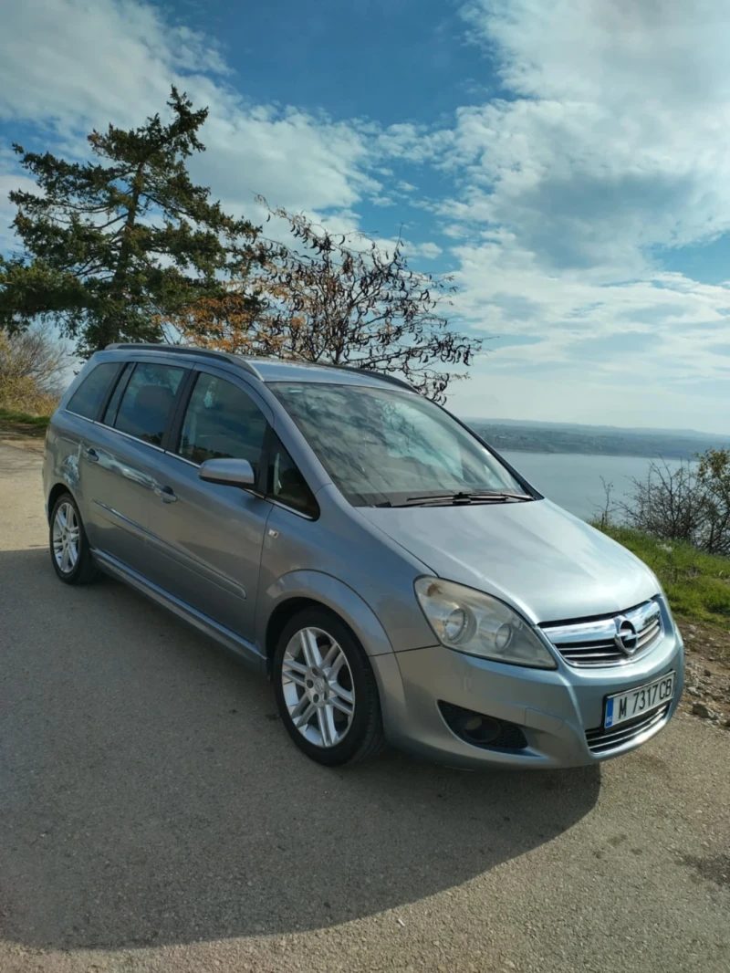Opel Zafira, снимка 8 - Автомобили и джипове - 52364094