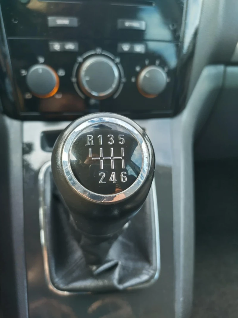 Opel Zafira, снимка 6 - Автомобили и джипове - 52364094