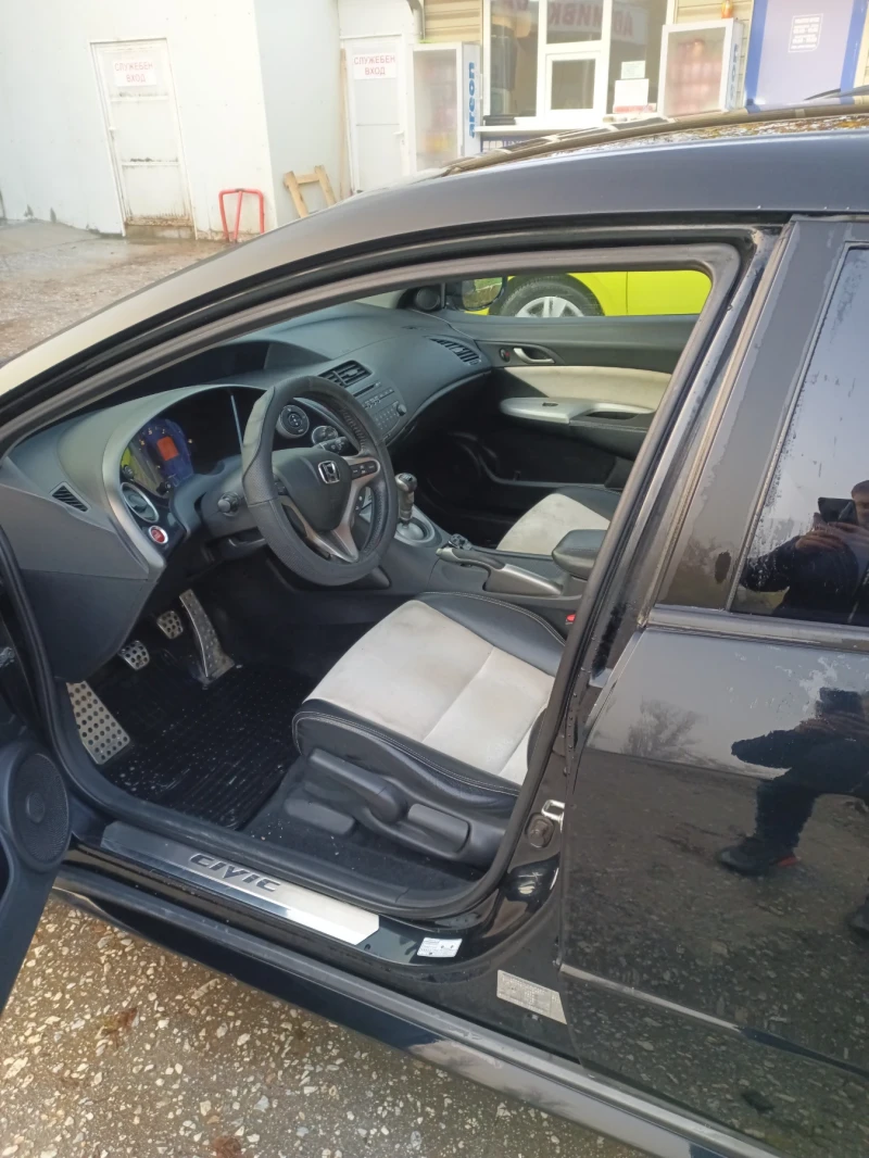 Honda Civic, снимка 4 - Автомобили и джипове - 52385067