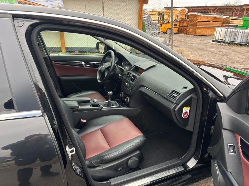 Mercedes-Benz C 220 Кожа Нави , снимка 5 - Автомобили и джипове - 52731533