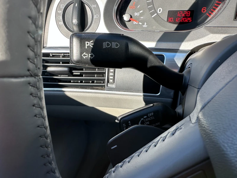 Audi A6 3.0d quattro , снимка 14 - Автомобили и джипове - 52937258
