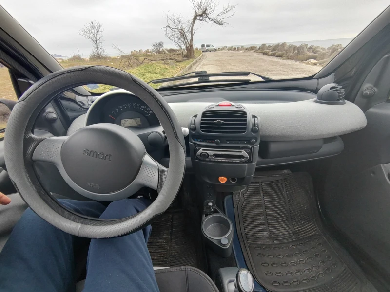 Smart Fortwo, снимка 16 - Автомобили и джипове - 53215475