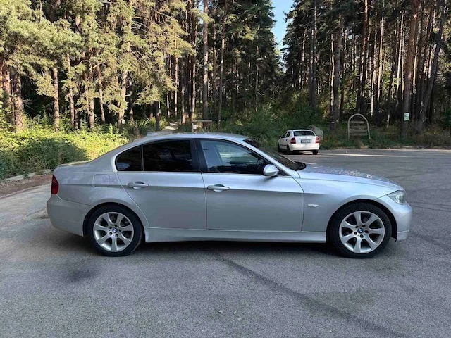 BMW 330 XD - изображение 5