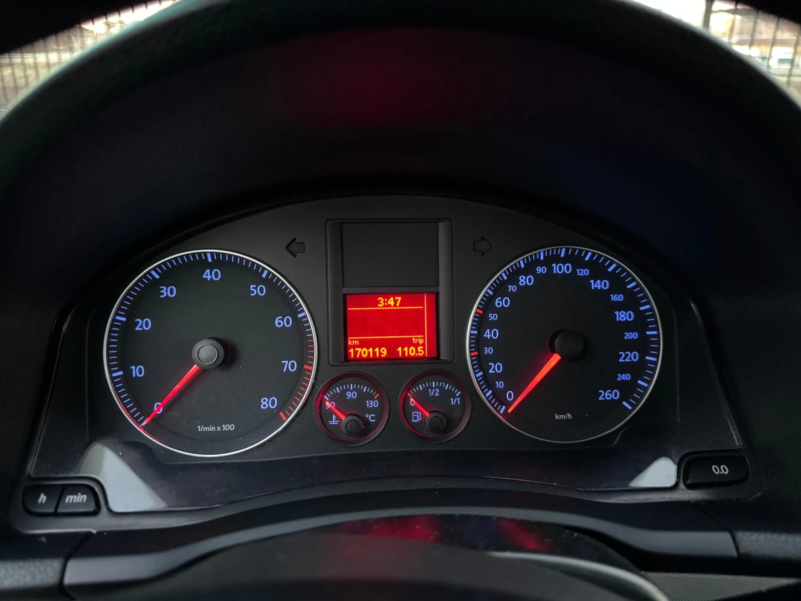 VW Jetta 1.6 Автоматик | Mobile.bg — изображение 14