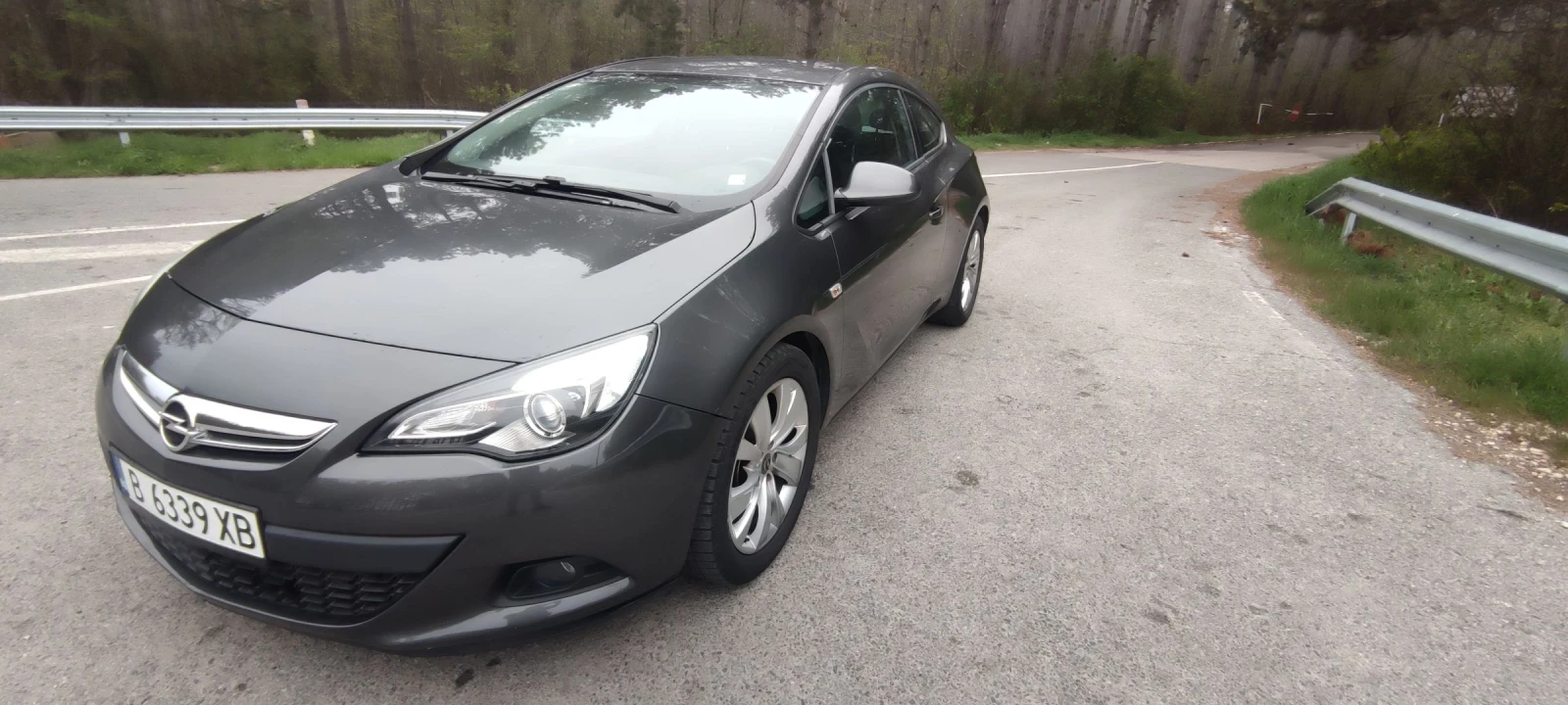 Opel Astra GTC 1.7CDTI - изображение 2