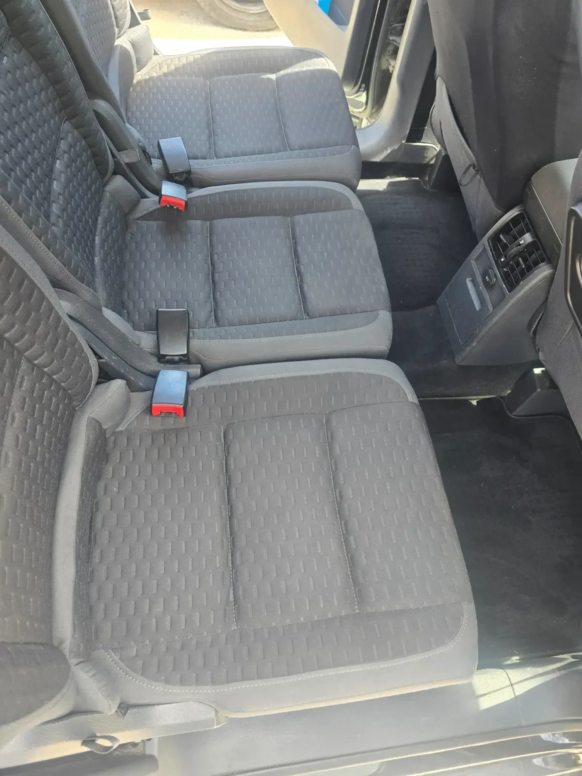 VW Touran  - изображение 7